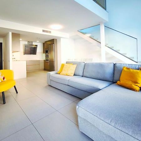 Moderno Apartamento Duplex En Terrassa Centro Dış mekan fotoğraf