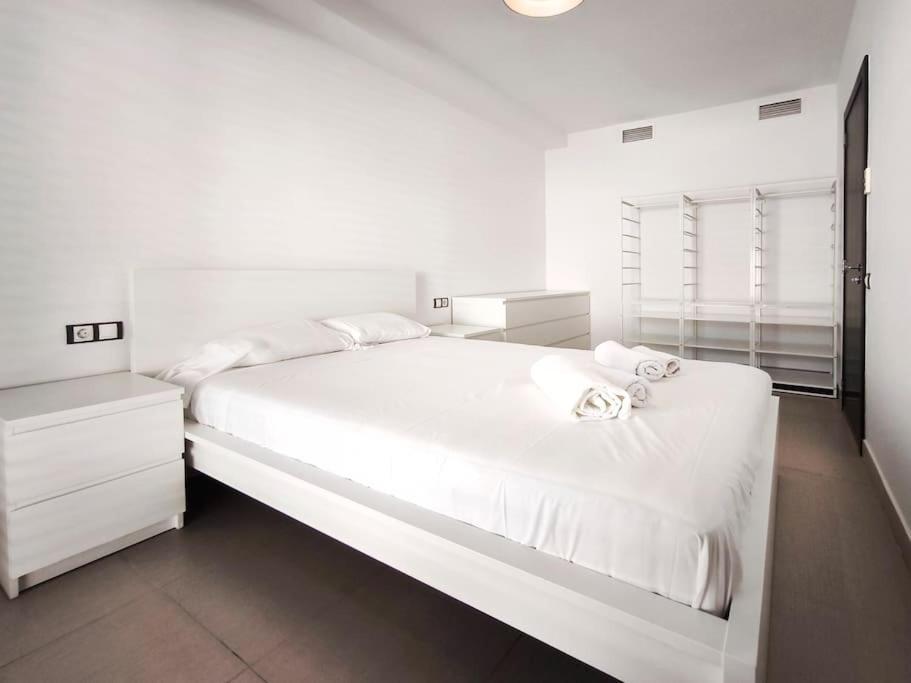 Moderno Apartamento Duplex En Terrassa Centro Dış mekan fotoğraf