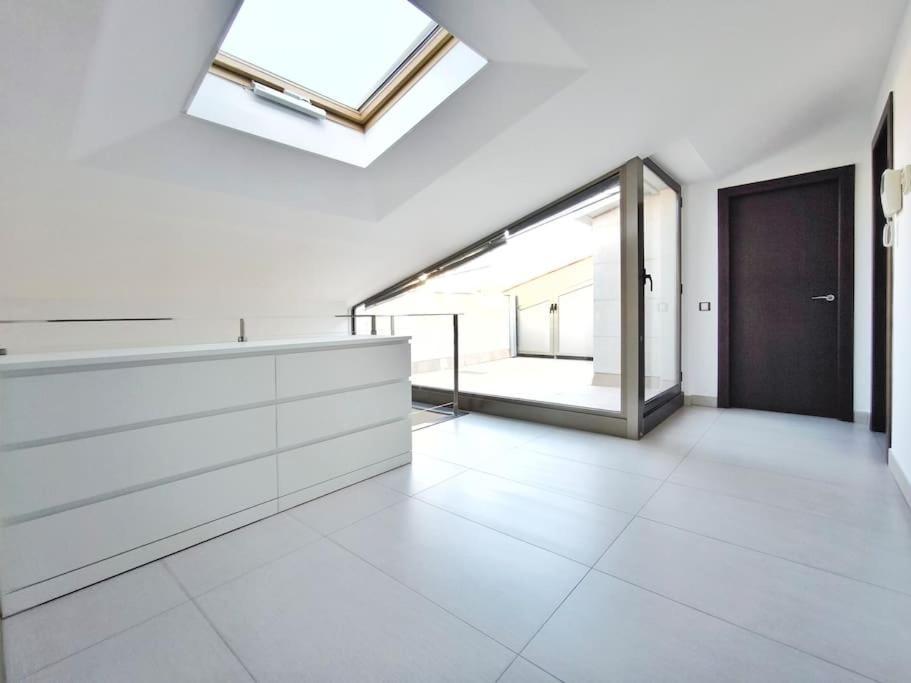 Moderno Apartamento Duplex En Terrassa Centro Dış mekan fotoğraf