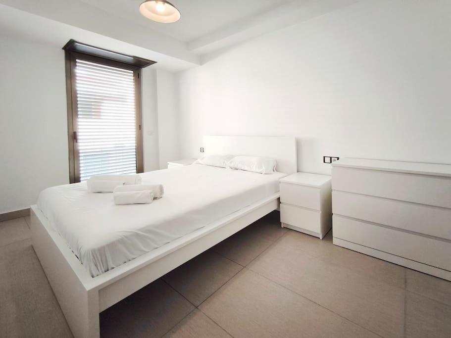 Moderno Apartamento Duplex En Terrassa Centro Dış mekan fotoğraf