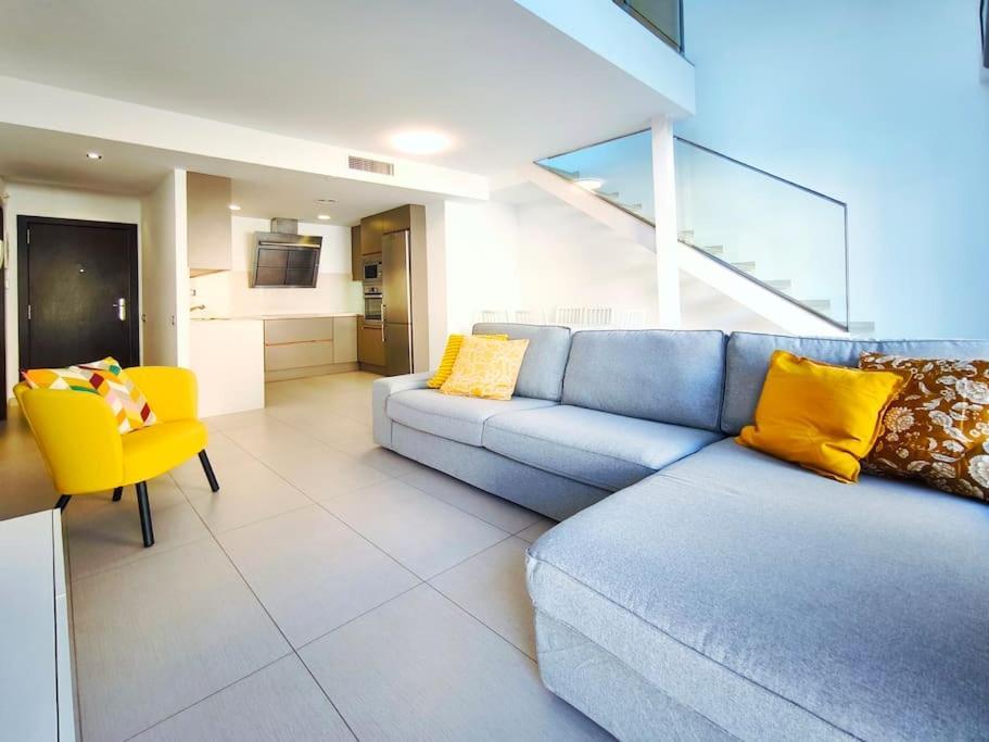 Moderno Apartamento Duplex En Terrassa Centro Dış mekan fotoğraf