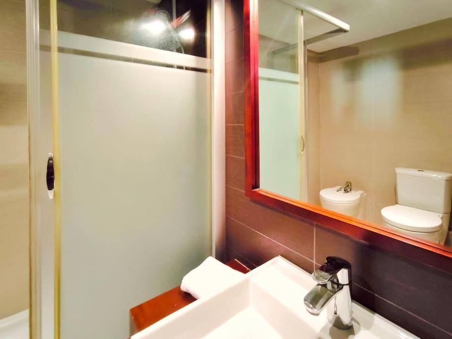 Moderno Apartamento Duplex En Terrassa Centro Dış mekan fotoğraf